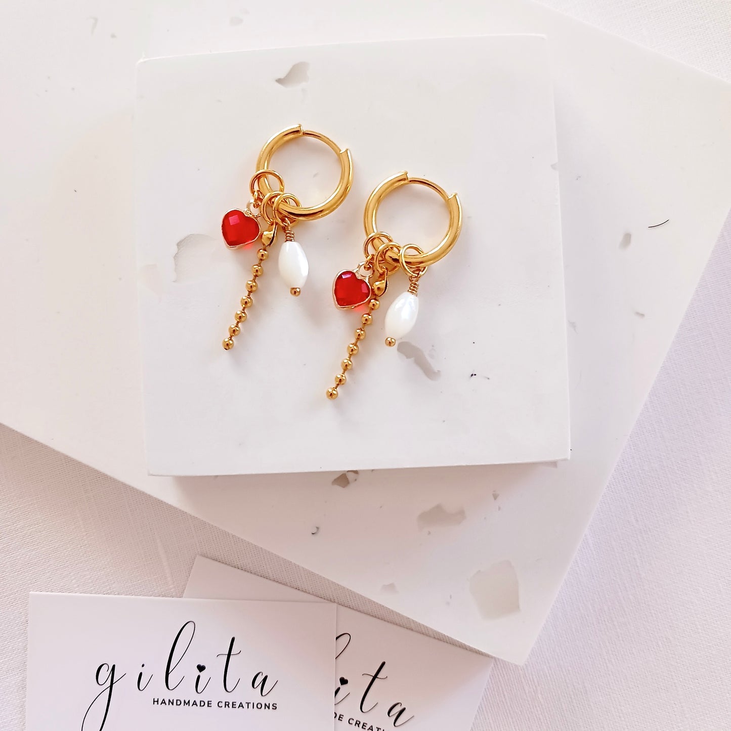 Σκουλαρίκια κρίκοι με καρδούλες