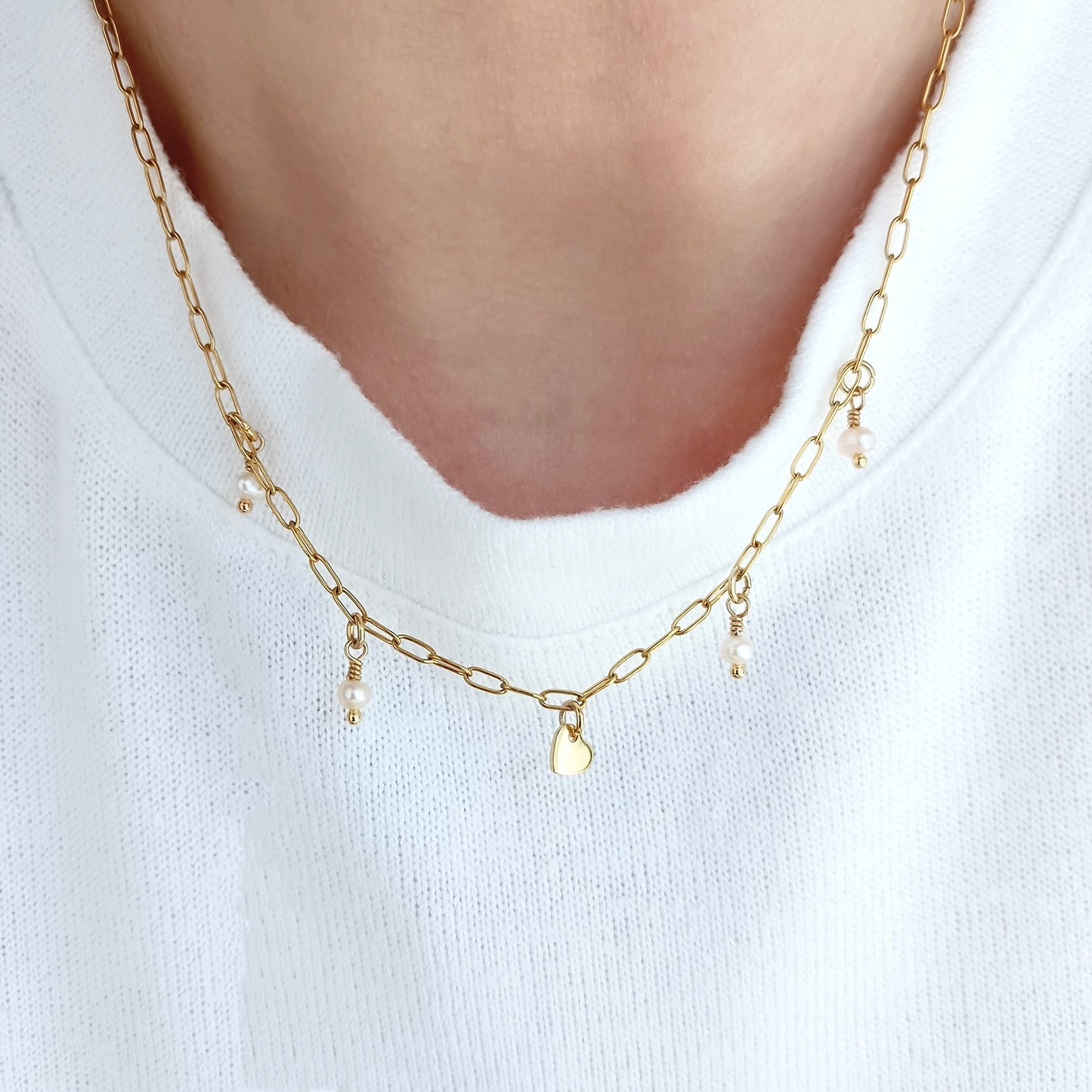 Ατσάλινο κολιέ με μαργαριτάρια και καρδιά