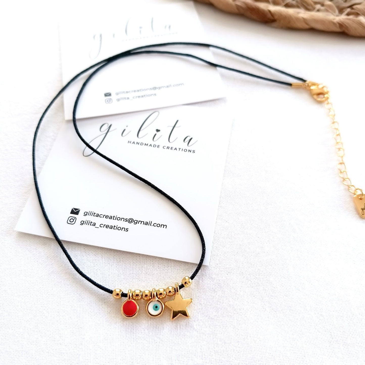 Χειροποίητο κολιέ με αστέρι και μαύρο κορδόνι