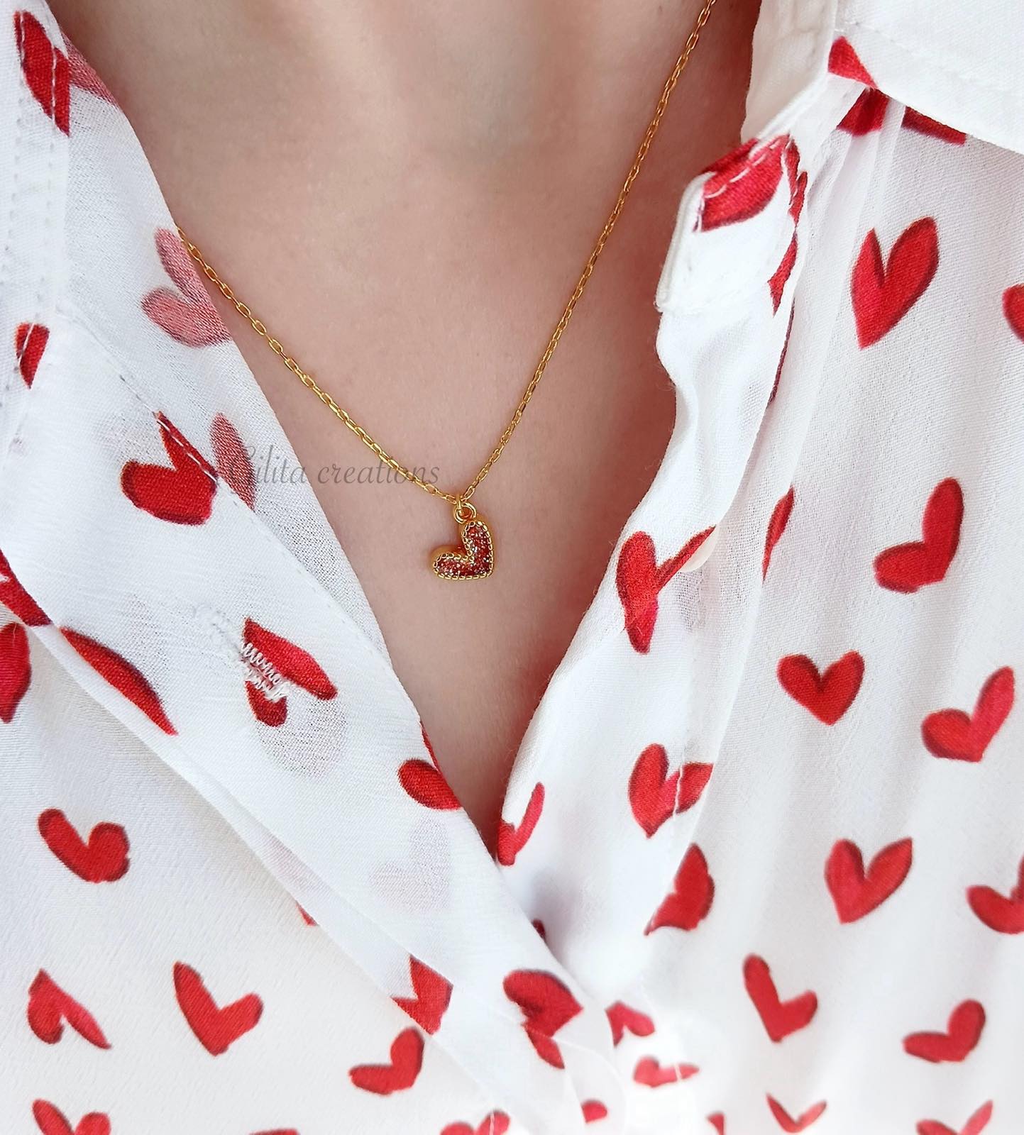 Κολιέ με κόκκινη καρδιά